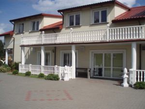 Kryształowy Dworek Emilianów